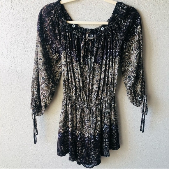 Free People Size Small So Divine Romper Floral Abstract Print Off Shoulder Boho - Picture 1 of 10